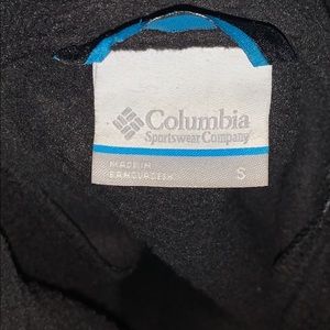 Columbia Black Sweater/Jacket